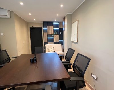 Salle de formation / réunion 4-6 personnes